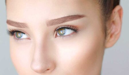 How to Buy False Eyelashes Online and How to Apply Them