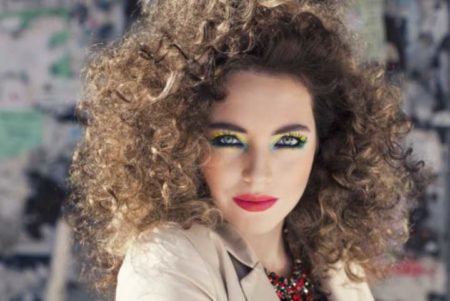 Women's Fashion: Popular Styles From the 80's That Are Making a Comeback