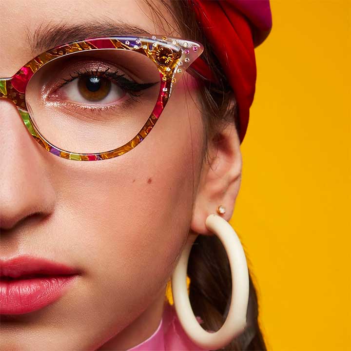 What Your Sunglasses Say About You