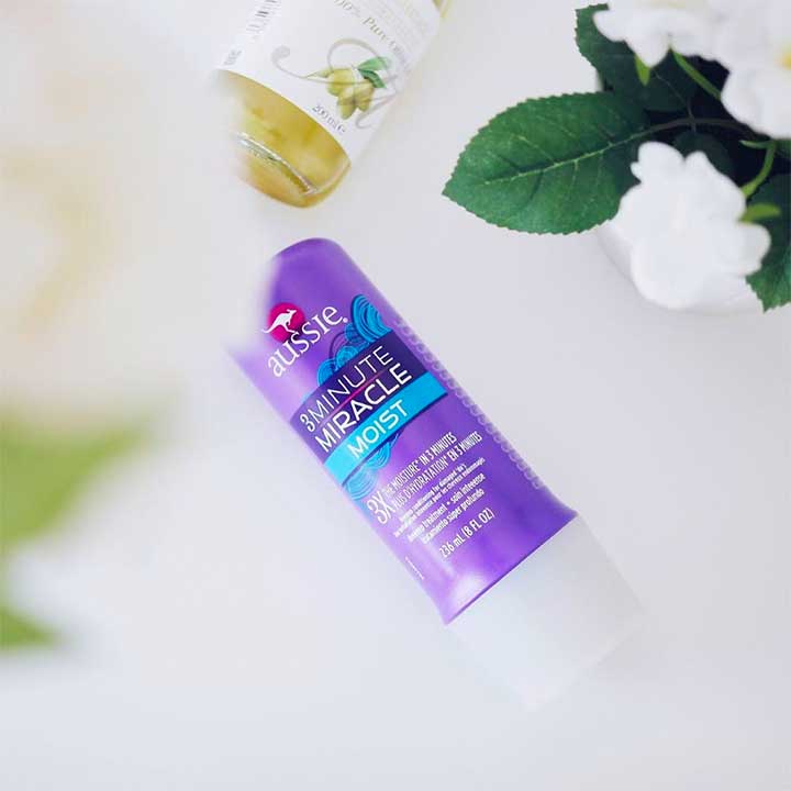 Does Aussie's 3 Minute Miracle Really Hydrate Dry Hair In 180 Seconds?