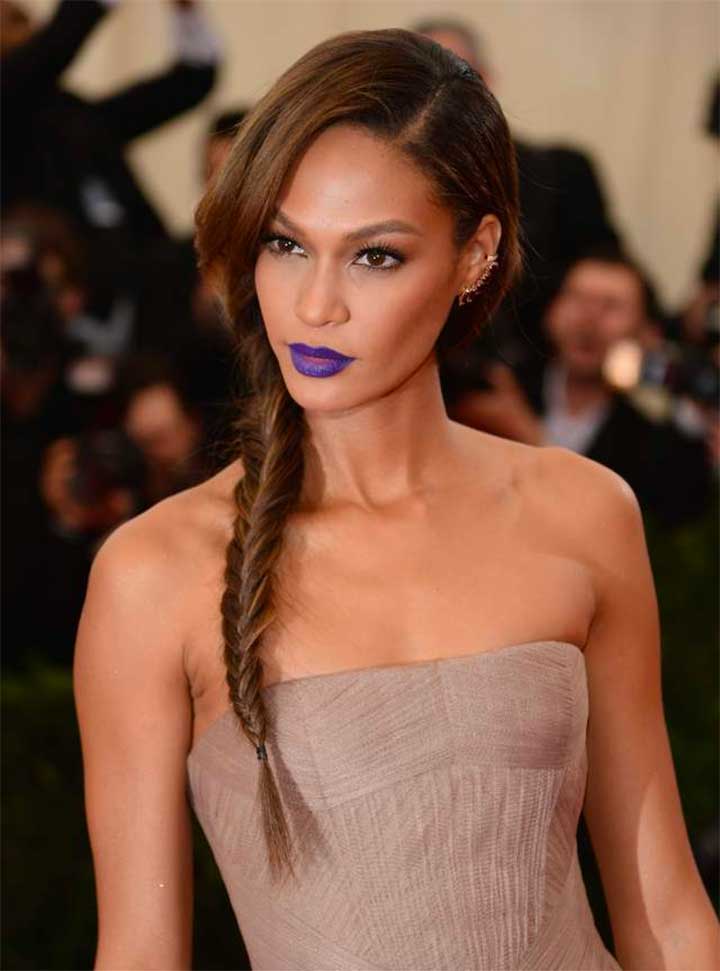 How To Make The Blue Lipstick Trend Work For You