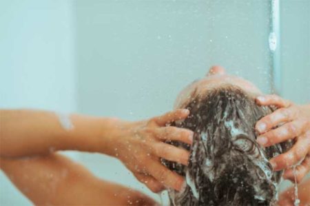 Experts Weigh In On Everything You Need to Know About Pre-Shampoo Treatments