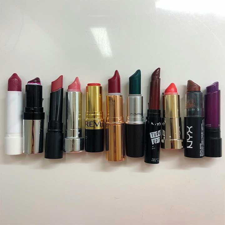 What Is the Best Kiss-Proof Lipstick?