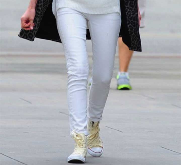 The Ultimate Guide To Keeping White Pants White