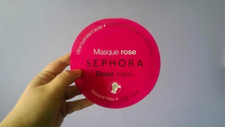 Review: I Tried The Sephora Collection Rose Face Mask