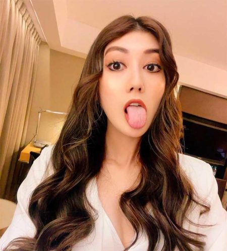 Instagram Model Selfie Photos