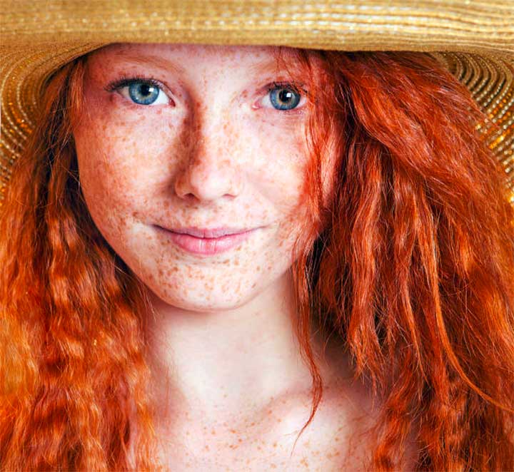 Fake freckles using makeup
