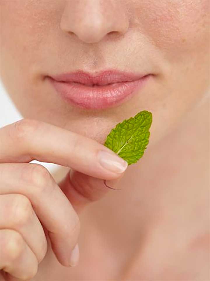 Beauty Hacks That Will Fix Your Facial Redness This Summer