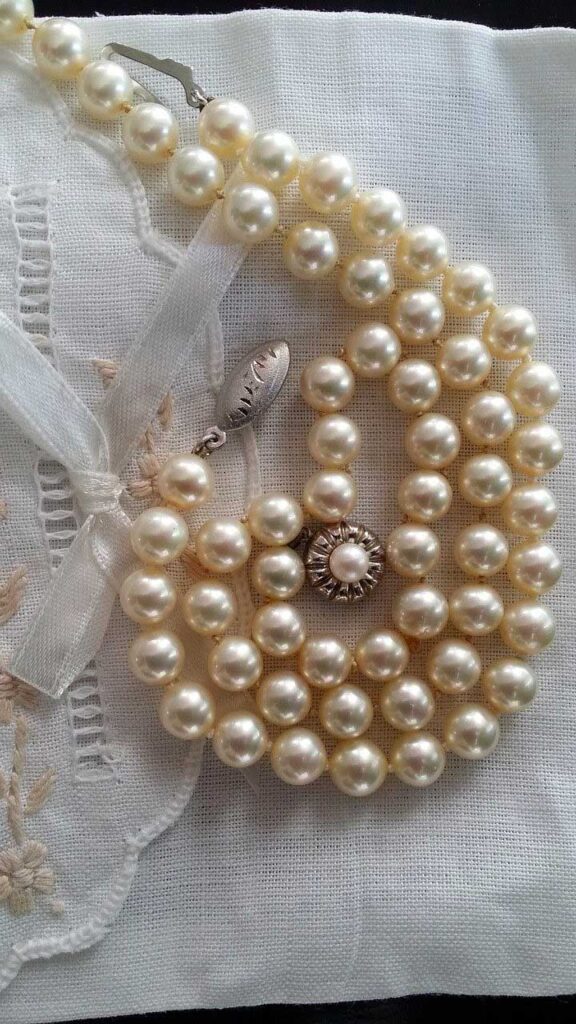 Know Your Vintage Jewelry