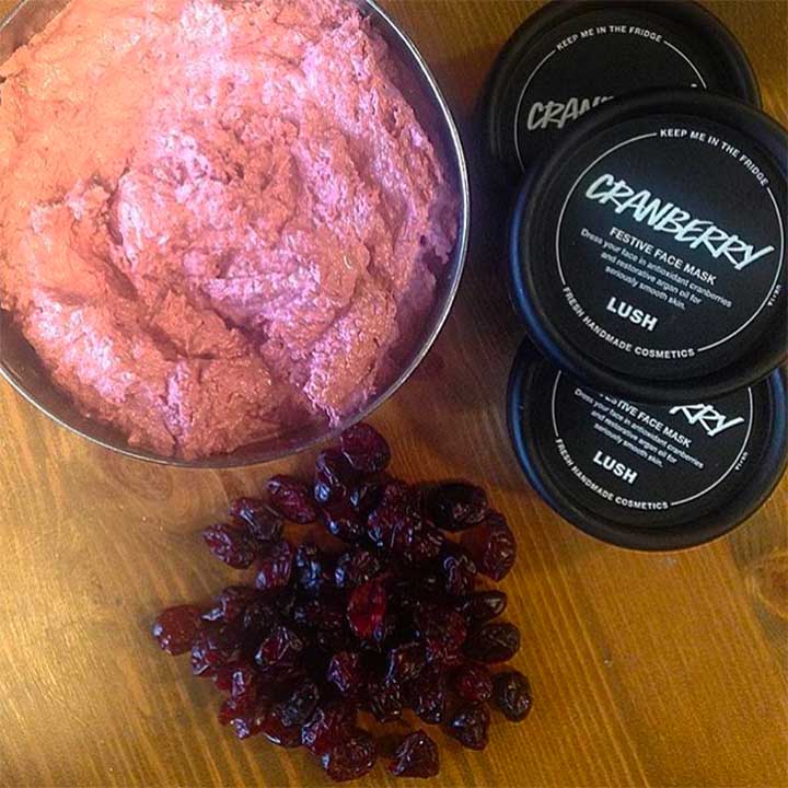 LUSH Cranberry Face Mask Open