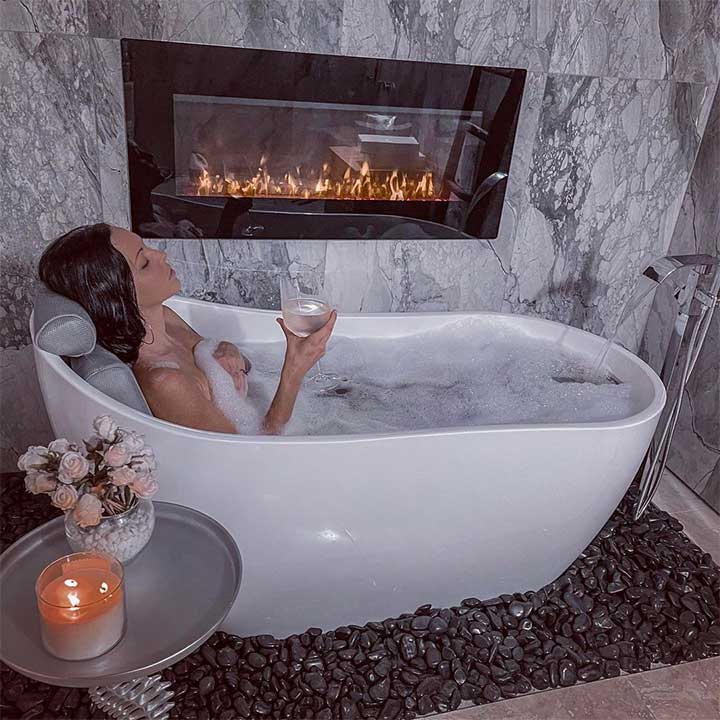 Bath Pillow: Why a Pillow for Bathtub is a Must to Have