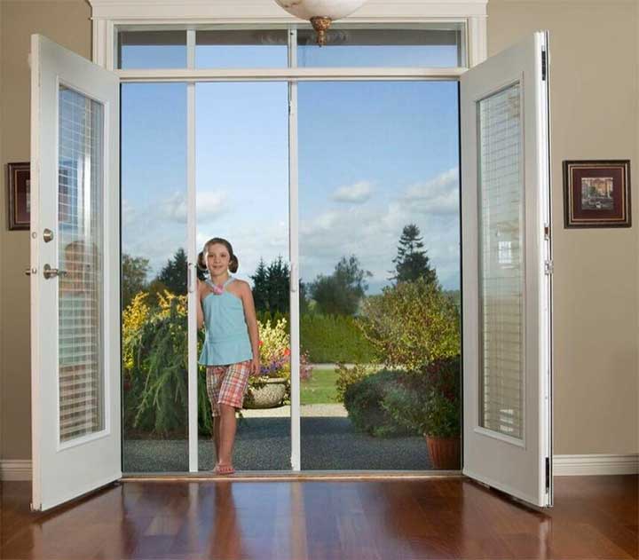 What to Consider When Buying Retractable Screen Door