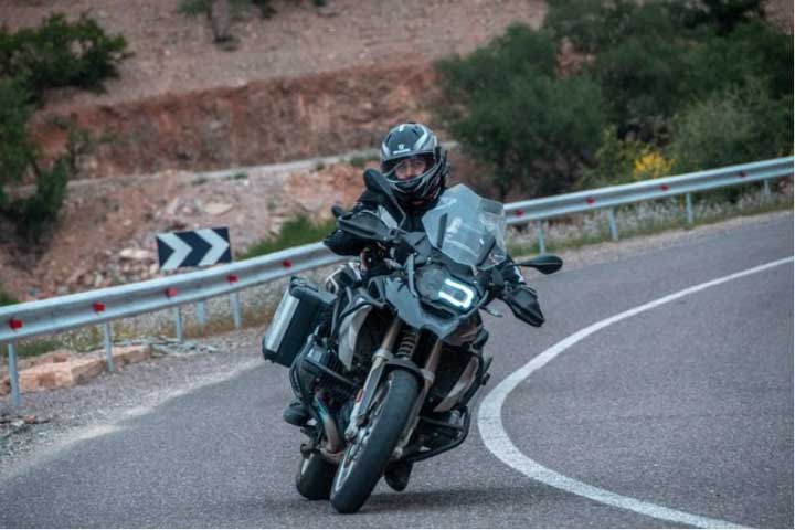 Some Motorcycle Maintenance Tips for a Trouble-Free Road Trip