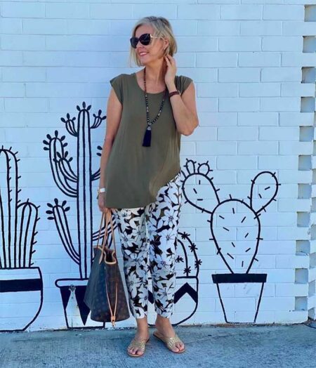 How to Wear Floral Pants
