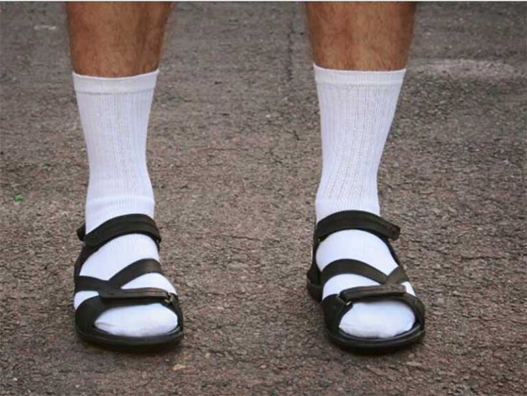 unattractive things guys wear