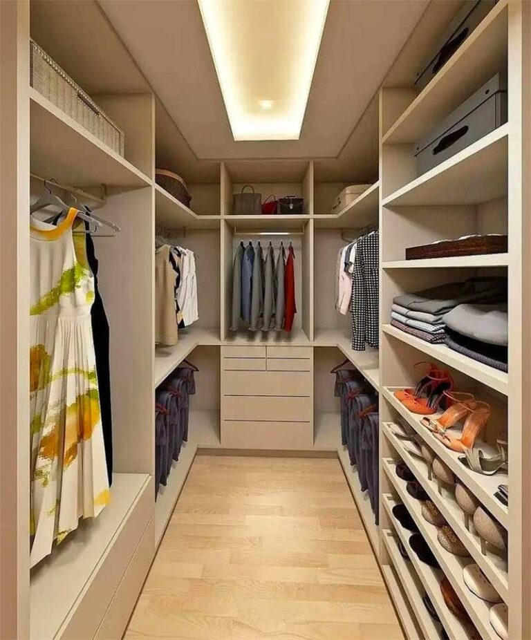 Four Simple Steps to a Beautifully Organized Closet