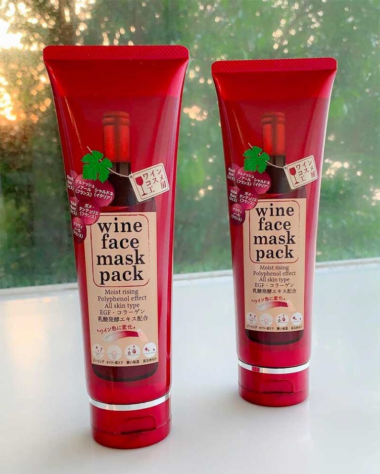 What's The Deal With This Sparkling Wine Face Mask?