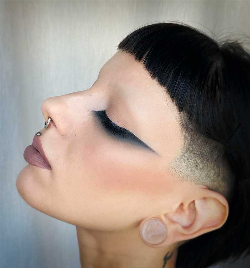 The Best Ways To Fix Uneven, Patchy Eyebrows With Holes