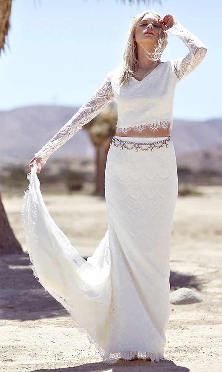 Bridal Crop Tops Are Wedding Dress Trend