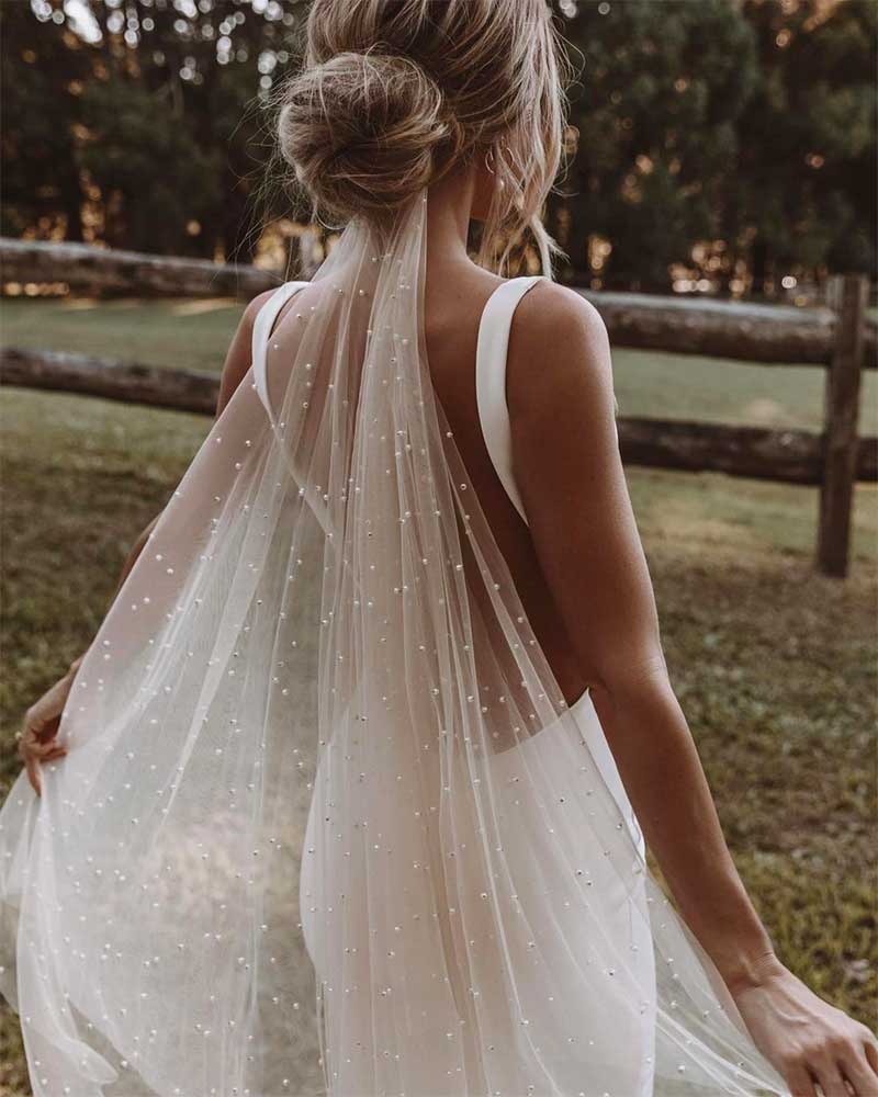Wedding Veils and Hair Accessories