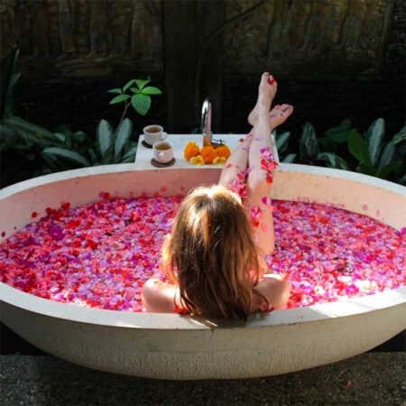 How to Use Essential Oils in the Shower