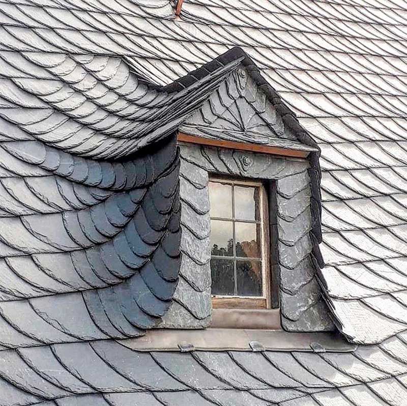 Signs When a Homeowner Needs a New Roof