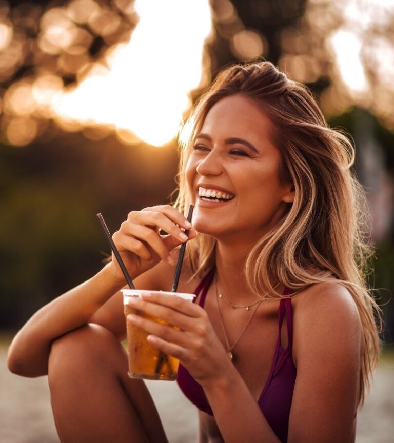Tips To Achieve the Ultimate Summer Makeup Look