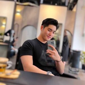 Men's Medium Short Hairstyles