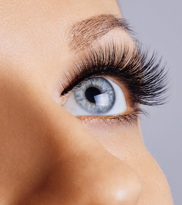 How To Choose the Best Lash Extensions To Use