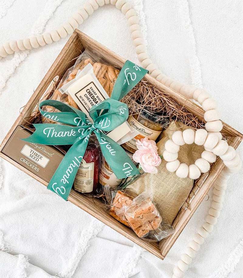 Crowd-Pleasing Gifts For Coworkers