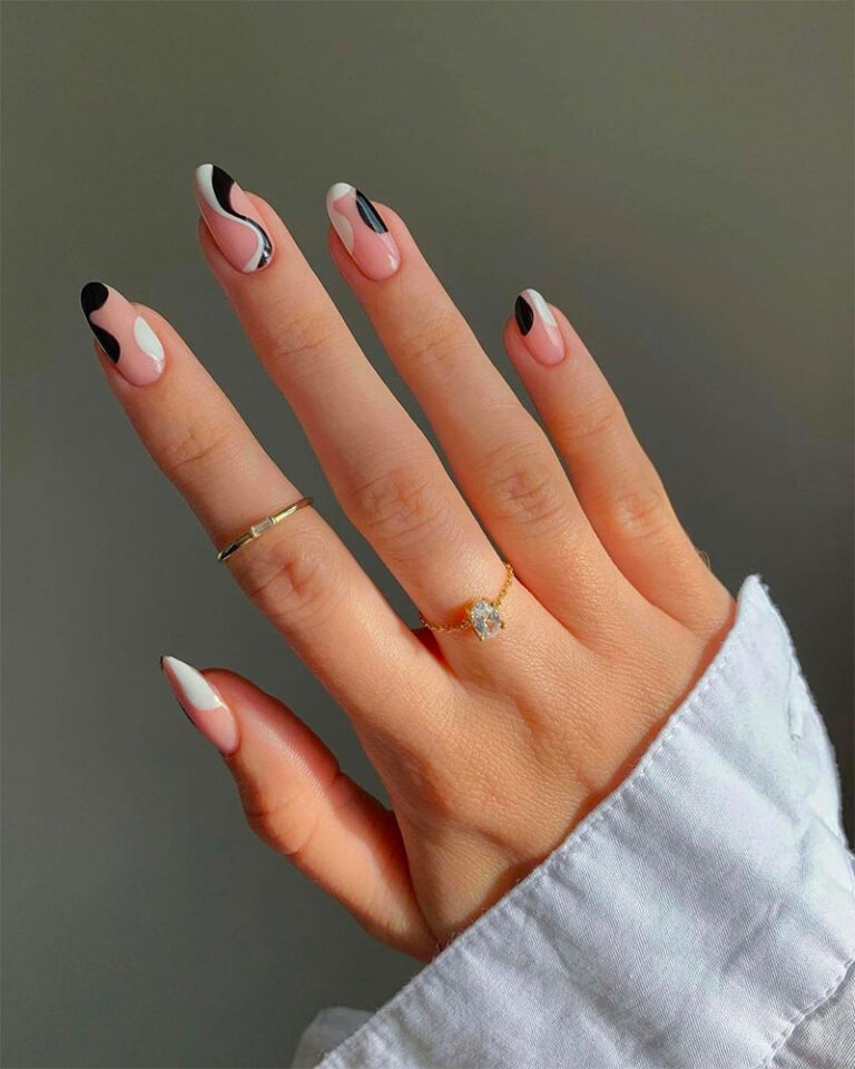 Monochrome Manicures That Don't Require 9 Different Colors