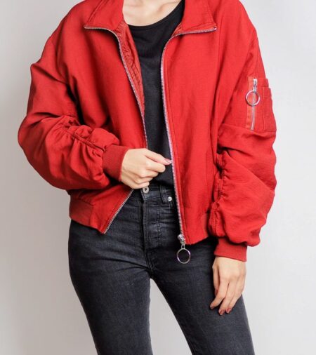 5 Versatile Clothing Pieces Every Woman Should Own