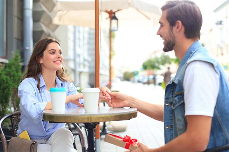 First Date Tips for Young Men