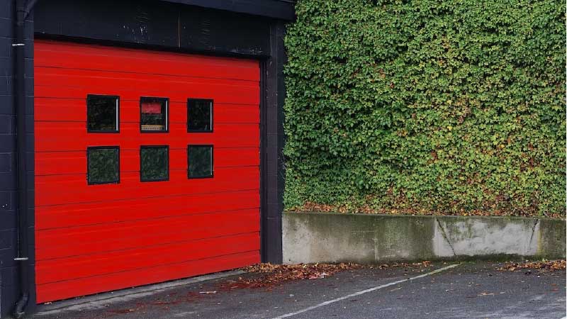 Garage Door Repair: How And When to Do It?