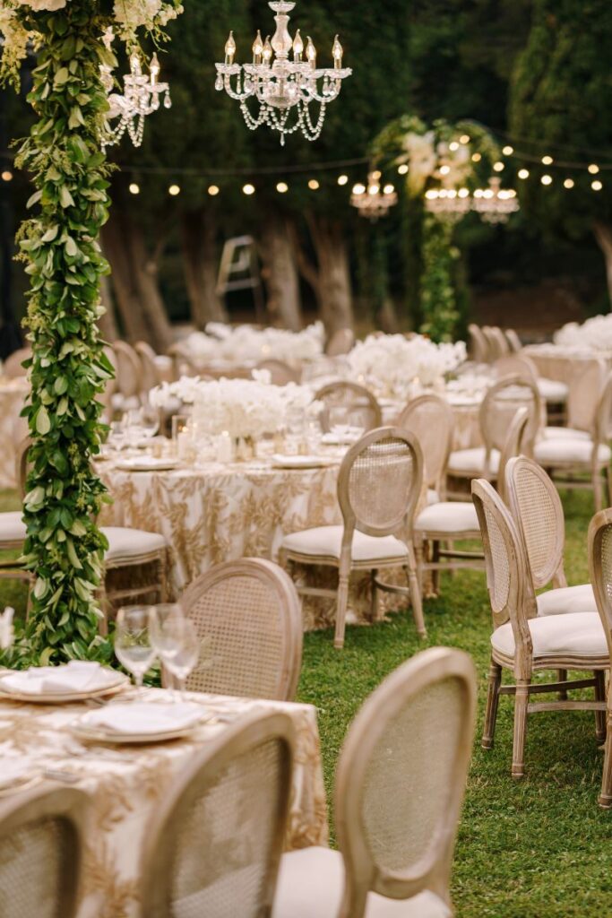 5 Types of Nontraditional Wedding Ceremonies