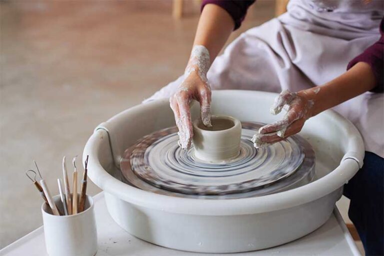 Should You Take A Pottery Class?