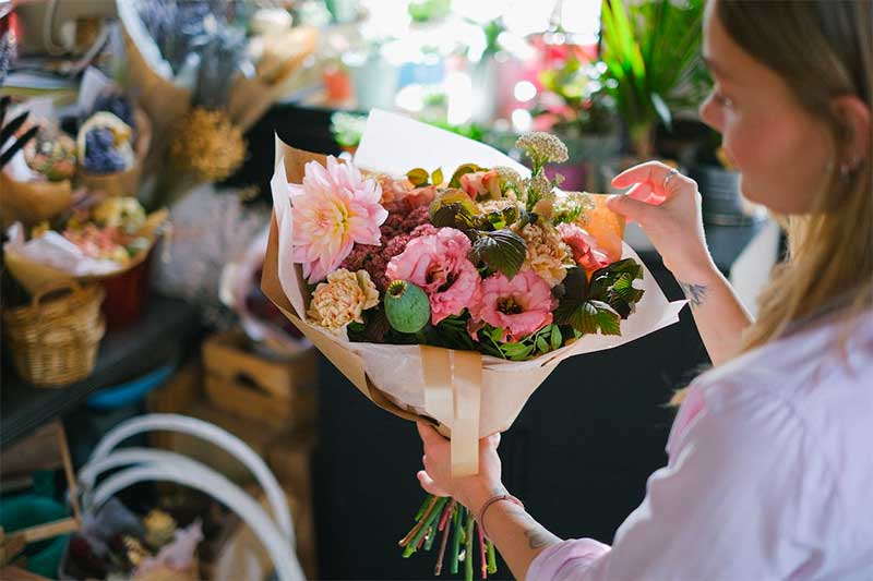 Wholesale Flower Delivery