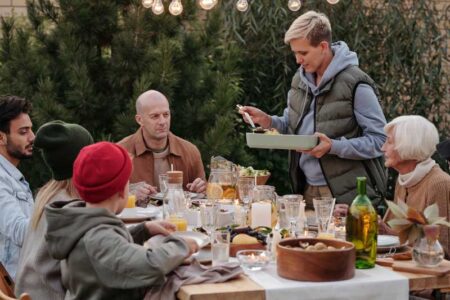 7 Steps to Get You Started When Planning for Your Family Event