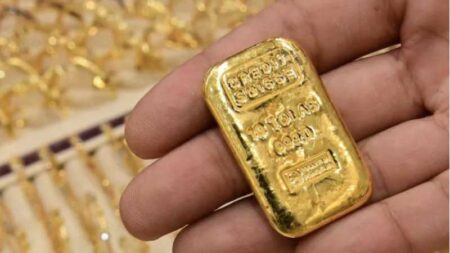 Why The Price Of Gold Doesn't Fluctuate That Much?