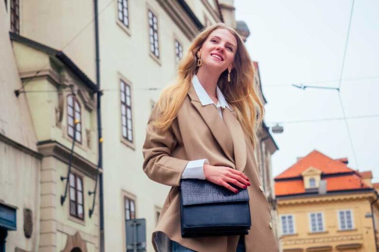 Review of Small Shoulder Bag From Aulovely