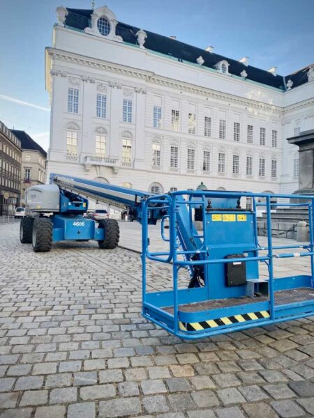 Benefits of Incline Conveyor Belt