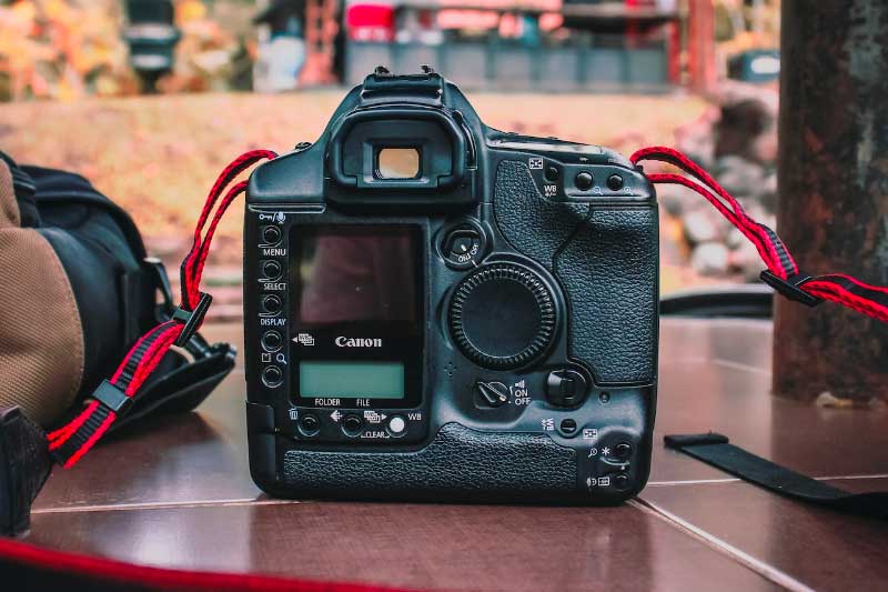 Creating Lasting Memories in the Digital Age: Tips and Techniques