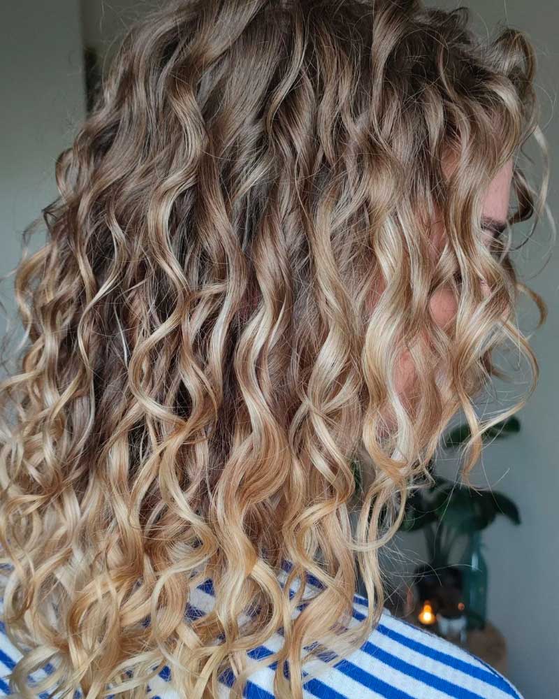 Secrets of The Best 2B Curly Hair Routine