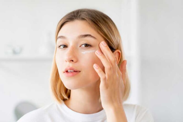 The Best Guide to Finding The Best Eye Gel