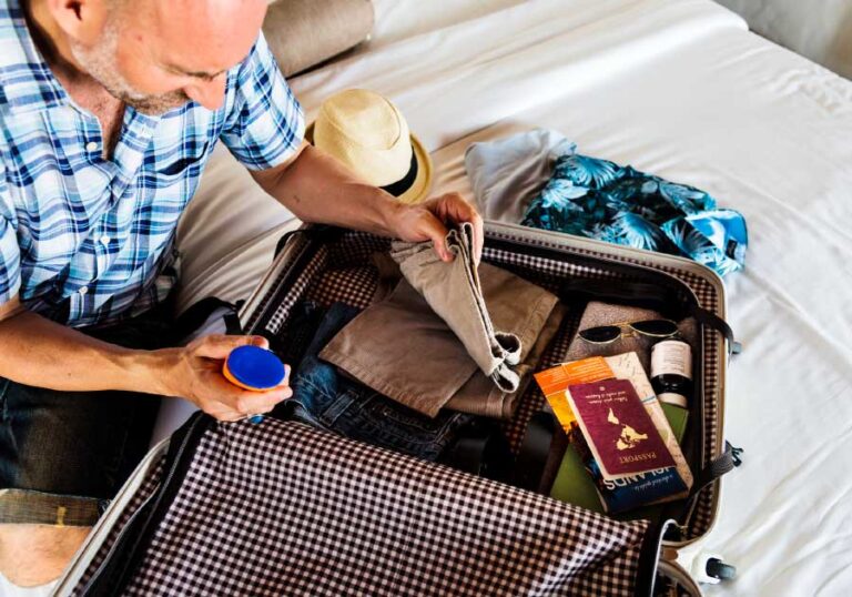 6 Clothing Essentials That Are Good to Carry With You on Every Trip