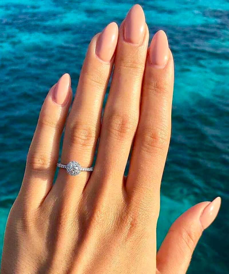 Get Diamond Rings at Amazing Prices This New Year