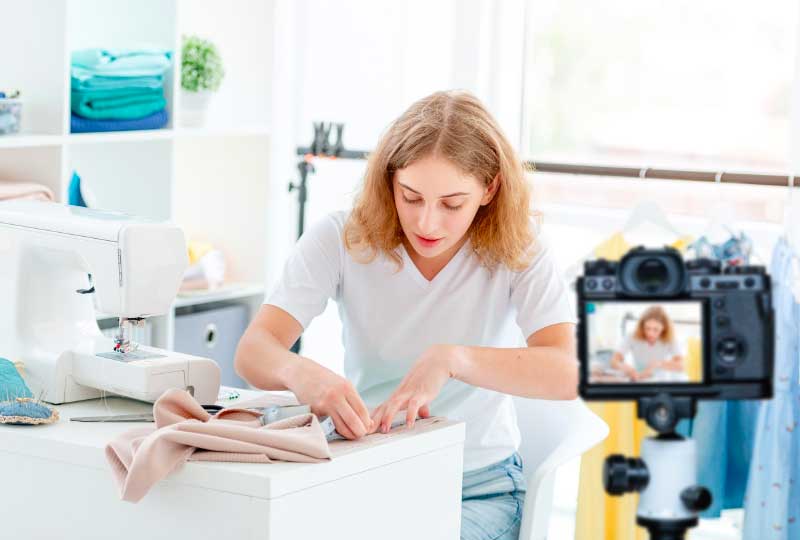 How To Become A Fashion Blogger: A Beginners Guide