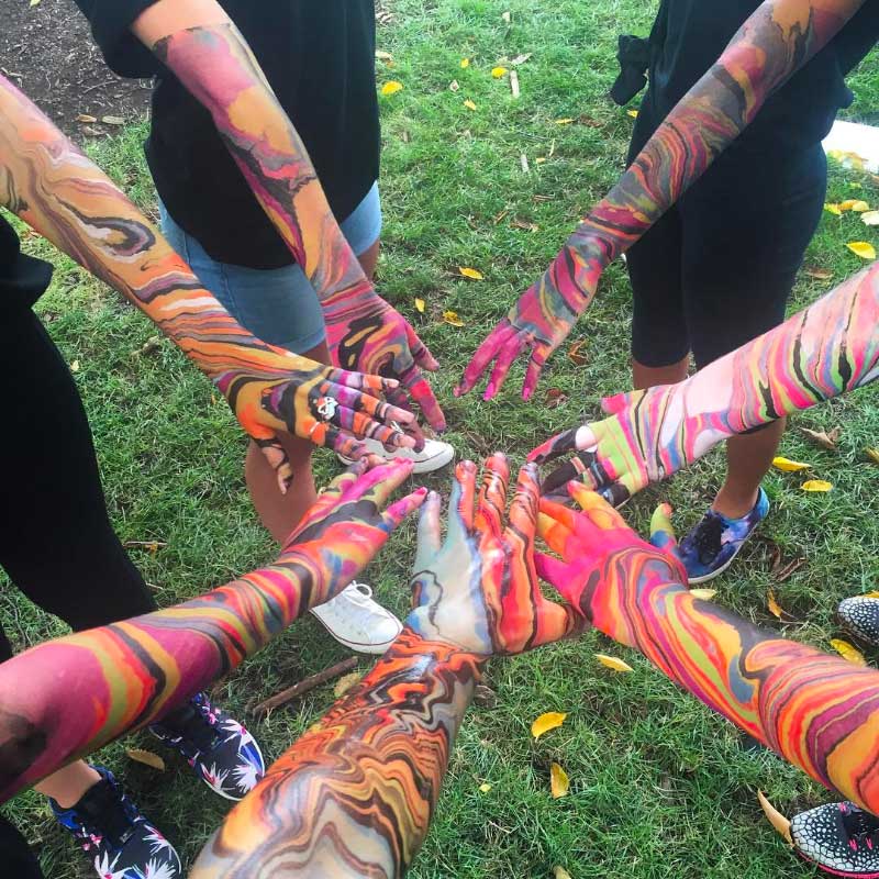 You Can Turn Yourself Into A Beautiful Rainbow Thanks To The Body Marbling Trend