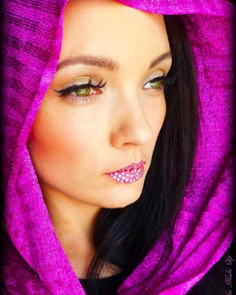 Crystal Lip Art Is The Latest Instagram Beauty Trend That Rocks