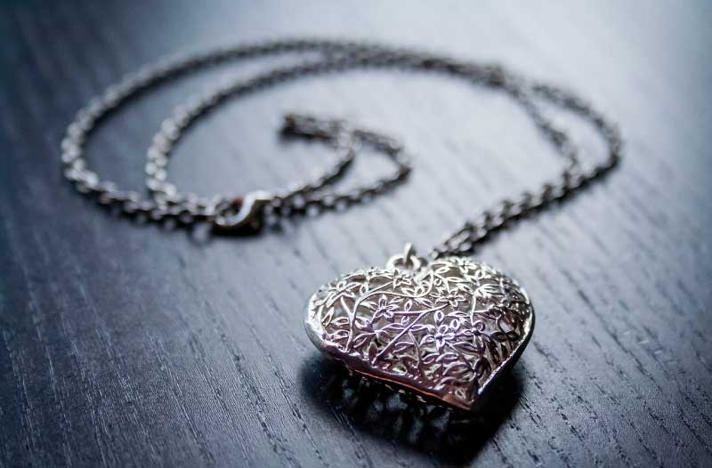 4 Maintenance Tips For Your Silver Jewelry